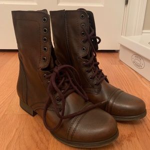 Steve Madden BRAND NEW Troopa Combat Boots